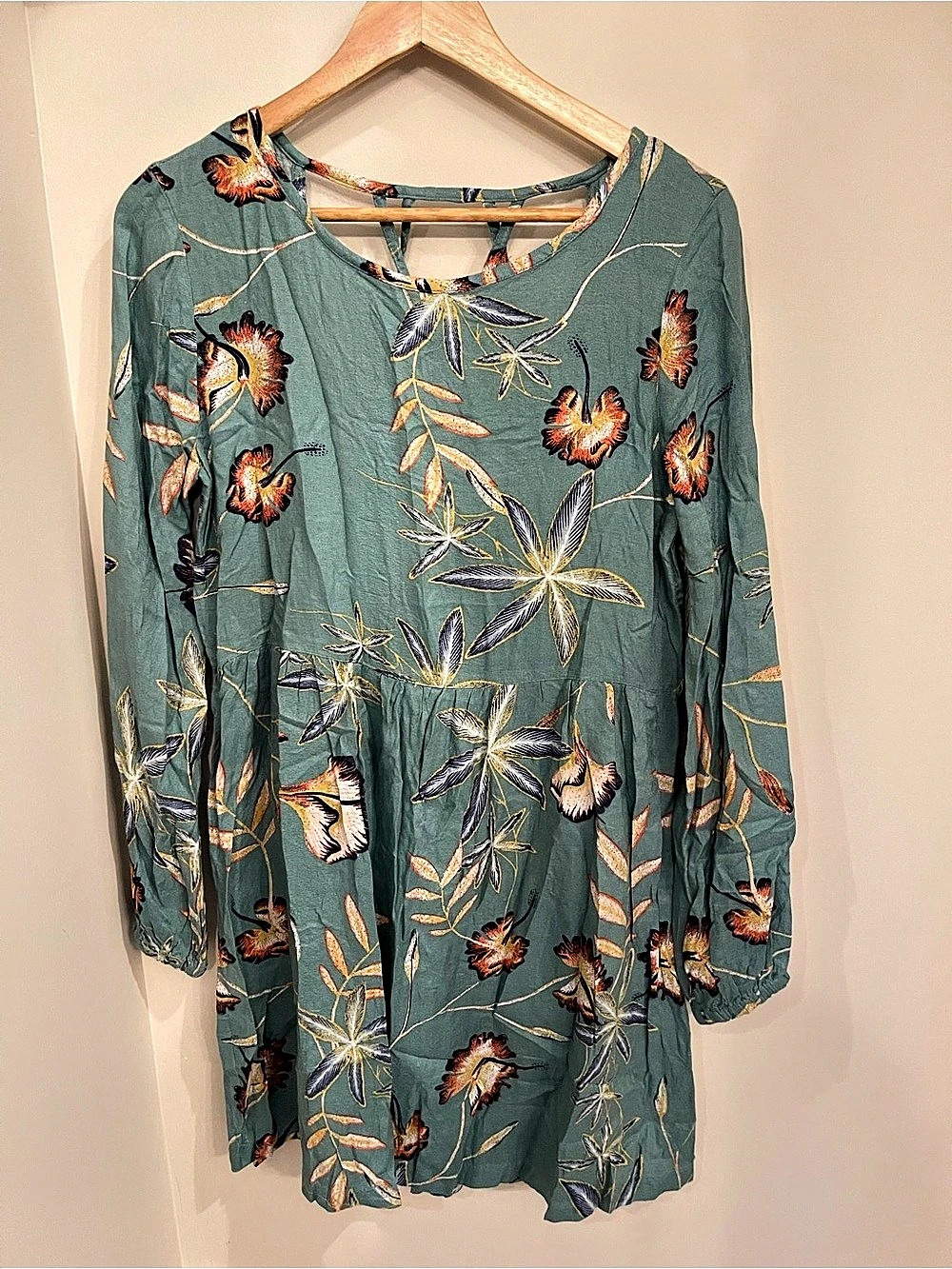 Roxy Floral Mini Dress in Green US 10 Like New
